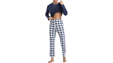 Este pijama de cuadros para hombre es ideal para combatir el frío