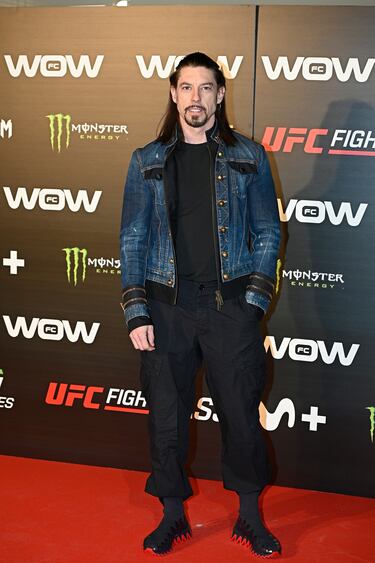 Adrián Lastra asiste al evento WOW 17.