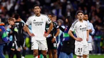 Soccer Football - Champions League - Quarter Final - Second Leg - Real Madrid v Arsenal - Santiago Bernabeu, Madrid, Spain - April 16, 2025 Real Madrid's Jude Bellingham and Brahim Diaz look dejected after the match REUTERS/Susana Vera