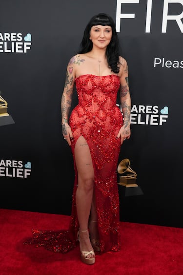 Julia Michaels posa en la alfombra roja de los Grammy 2025 en el Crypto.com Arena situado en la ciudad de Los Ángeles, en California.