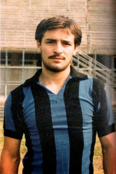 El mediocentro italiano jugó en dos etapas: la temporada 1978-79 y desde 1985 hasta 1990. Disputó 149 partidos y marcó 3 goles. 