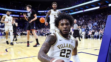PHILADELPHIA, PENNSYLVANIA - MARCH 04: Cam Whitmore #22 of the Villanova Wildcats reacts during the second half against the Connecticut Huskies at Wells Fargo Center on March 04, 2023 in Philadelphia, Pennsylvania. Tim Nwachukwu/Getty Images/AFP (Photo by Tim Nwachukwu / GETTY IMAGES NORTH AMERICA / Getty Images via AFP)