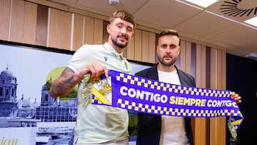 Kovacevic con Juan Cala.