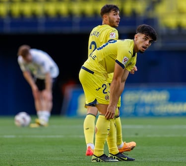 El Racing negocia con el Villarreal el fichaje de Víctor Moreno