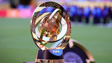 MIAMI (United States), 15/06/2025.- The FIFA Club World Cup trophy is displayed during the 2025 FIFA Club World Cup group stage match between Al Ahly SC and Inter Miami CF at Hard Rock Stadium in Miami, USA, 14 June 2025. (Mundial de Fútbol) EFE/EPA/CRISTOBAL HERRERA-ULASHKEVICH