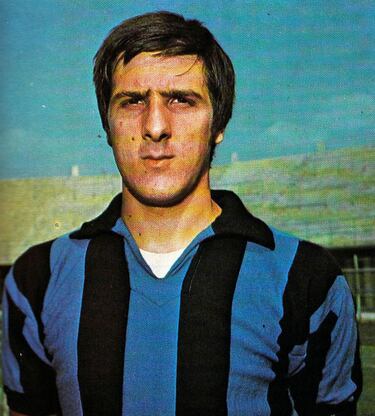 El defensa italiano jugó entre 1972 y 1974. Disputó 70 partidos y marcó 2 goles. 
