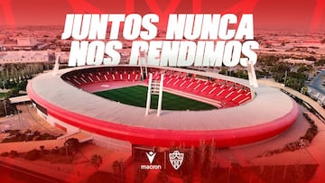 Macron se une al Almería.
