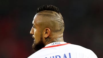 Arturo Vidal pierde la cabeza en Streaming