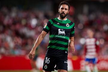 Este defensa central siempre llega a su cita con el gol. Con este último gol encadena 11 temporadas marcando.