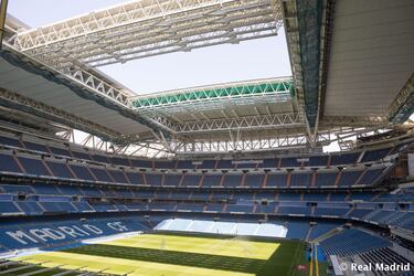 El espectacular césped también estará preparado 
para el Getafe. No es cuestión baladí, pues el verde del Santiago Bernabéu fue un verdadero quebradero de cabeza.
