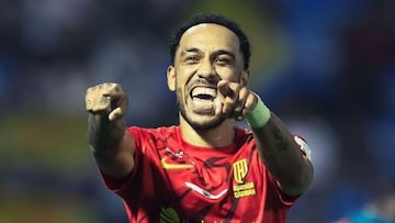 Aubameyang, autor de dos goles ante Al Orobah.