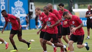 Guilherme y Diego Rolan han sido dos de los jugadores que se han lesionado en la vuelta al trabajo del Deportivo.