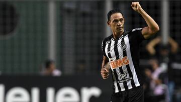 Oliveira fulmina a un Danubio que rozó la épica en Brasil