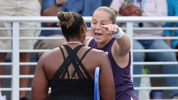 NEW YORK, NEW YORK - AUGUST 27: Jelena Ostapenko of Latvia (R) argues with Taylor Townsend of the United States (L) following their Women's Singles Second Round match on Day Four of the 2025 US Open at USTA Billie Jean King National Tennis Center on August 27, 2025 in the Flushing neighborhood of the Queens borough of New York City. Clive Brunskill/Getty Images/AFP (Photo by CLIVE BRUNSKILL / GETTY IMAGES NORTH AMERICA / Getty Images via AFP)
