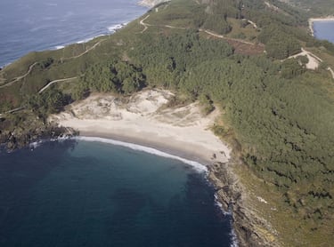 Situada en Cabo Home, está rodeada de dunas y es un lugar perfecto para el senderismo y la observación de la naturaleza.