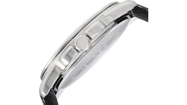 Casio revoluciona la moda masculina con este reloj analógico sencillo a la par que elegante