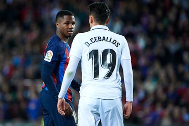 En una de las últimas jugadas del encuentro también hubo un 'pique'. Ceballos y Ansu Fati tuvieron sus más y sus menos de manera verbal y también, físicamente. 
