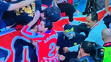 El diálogo entre Giménez, Simeone, Koke y el fondo: “En nuestra casa, no”