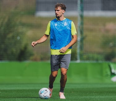 Peio Canales se abre camino en El Sardinero