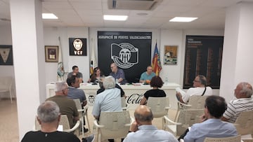 La Agrupació de Penyes retoma relaciones con el Valencia