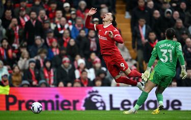 El City sobrevive a Anfield