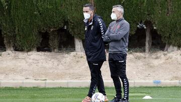 14/04/21 ELCHE ENTRENAMIENTO BERANGER, FRAN ESCRIBA