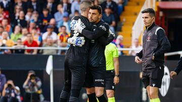 Jaume se lesiona, Rivero debuta en Primera