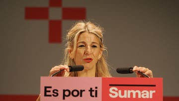 La candidata de Sumar a la Presidencia del Gobierno, Yolanda Díaz, participa en un acto junto a candidatos de la formación en Valladolid al Congreso de los Diputados y el Senado, en el Teatro Cervantes, a 5 de julio de 2023, en Valladolid, Castilla y León (España). Valladolid es uno de los numerosos lugares que está visitando Yolanda Díaz de cara a las elecciones generales del próximo 23 de julio.
05 JULIO 2023
Photogenic/Claudia Alba / Europa Press
05/07/2023