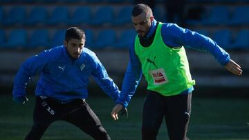 El jugador español del Eibar, Pedro León, durante un entrenamiento.