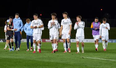 El Castilla sigue de fiesta y alcanza la zona de playoff