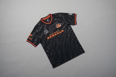 Las camisetas de los equipos de la NFL al estilo clásico del fútbol