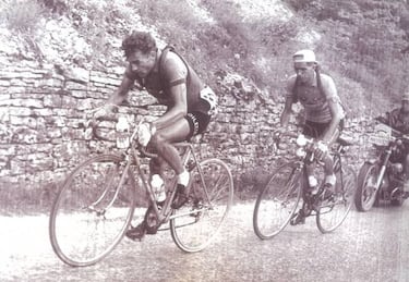 Federico Martín Bahamontes cumple 90 años: "En el ciclismo actual no estaría quieto"