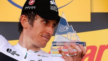 EPA2875. LA ROSIERE (FRANCIA), 18/07/2018.- El ciclista británico Geraint Thomas, del equipo Sky, celebra en el podio la victoria de la 11ª etapa de la 105 edición del Tour de Francia, disputada entre Albertville y La Rosiere Espace San