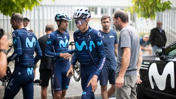 Enric Mas y sus compañeros del Movistar Team, durante el día de descanso en La Vuelta a España 2022.