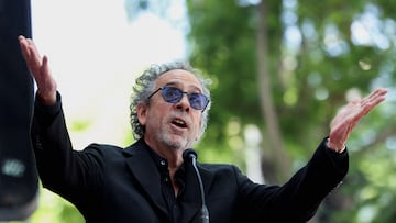 FILE PHOTO: Tim Burton delivers a speech during the ceremony honoring him with a star on the Hollywood Walk of Fame in Los Angeles, California, U.S., September 3, 2024. REUTERS/Mario Anzuoni/File Photo