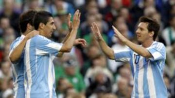 Di María celebra el gol en aquel partido con Messi.