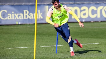 20/02/25 CADIZ CF ENTRENAMIENTO
VICTOR CHUST