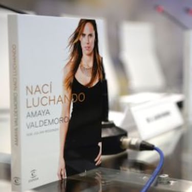 Amaya Valdemoro presenta su biografía: "Nací luchando"