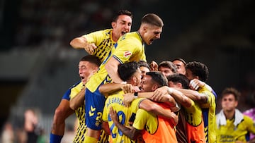 Córdoba 1- 3 Las Palmas: resumen, goles y resultado