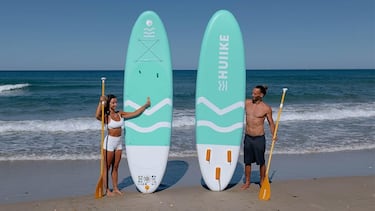 ¿Loco por el ‘paddle surf’? Esta tabla hinchable estable y muy resistente es perfecta para practicarlo