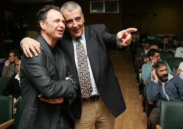 Encuentro con los ases en 2006 en A Coruña. Manolete con Joaquín Caparrós.