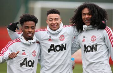 Lingard debutó con Manchester United a los 21 años, en ese entonces aun dirigía el equipo Louis Van Gaal.