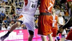 Andy Panko apunta a MVP y humilla a un pobre Manresa
