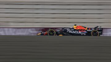 Verstappen, con el Red Bull en Qatar.