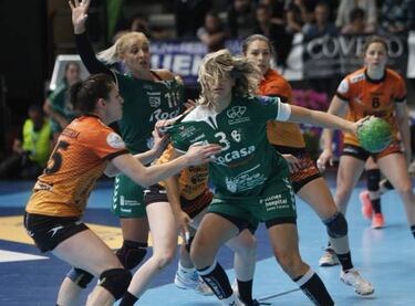 María Luján guía al Rocasa a conquistar la Copa de la Reina