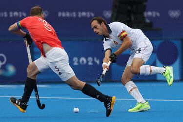 Los Red Sticks proponen sin acierto, Gran Bretaña ejecuta 