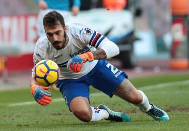 Emilio Viviani está sin equipo tras acabar la temporada 2018/19 con el SPAL. El portero tiene una larga trayectoria en Italia con un breve paso por Inglaterra. El italiano ha defendido la meta del Brescia, Cesena,  Bolonia, Palermo, Fiorentina, Arsenal, S
