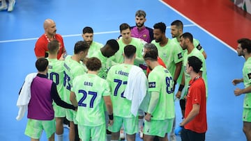 El Barça cumple aseadamente ante el Oporto
