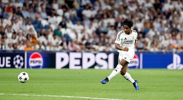 3-1. Endrcik se estrena en Champions y sentencia. El brasileño conduce el balón, y desde fuera del área, dispara con la izquierda raso para superar a Alexander Nübel.