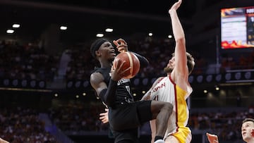 Dennis Schroder, base de Alemania, ante España en un amistoso.